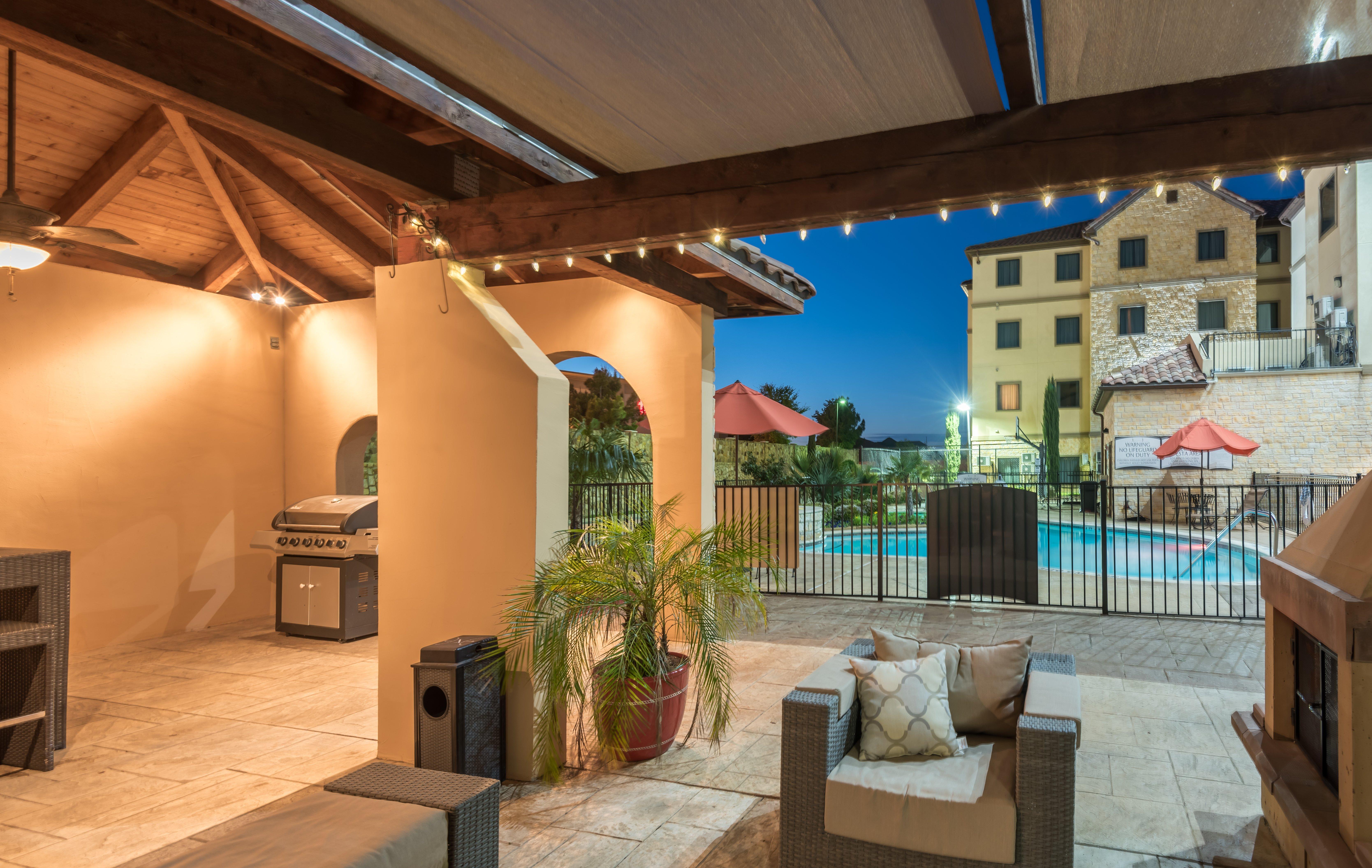Staybridge Suites Dfw Airport North By Ihg Irving Exterior foto