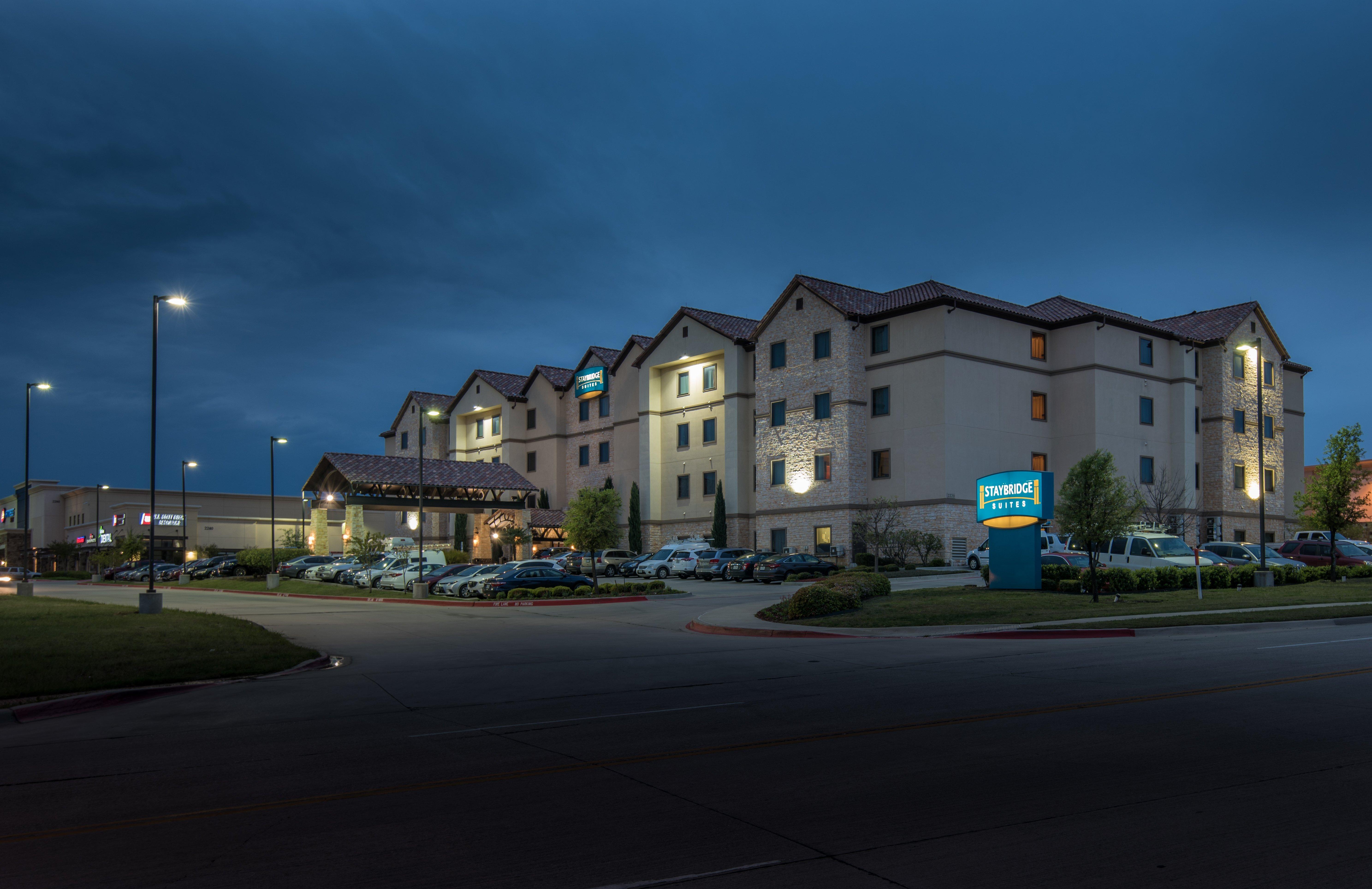 Staybridge Suites Dfw Airport North By Ihg Irving Exterior foto